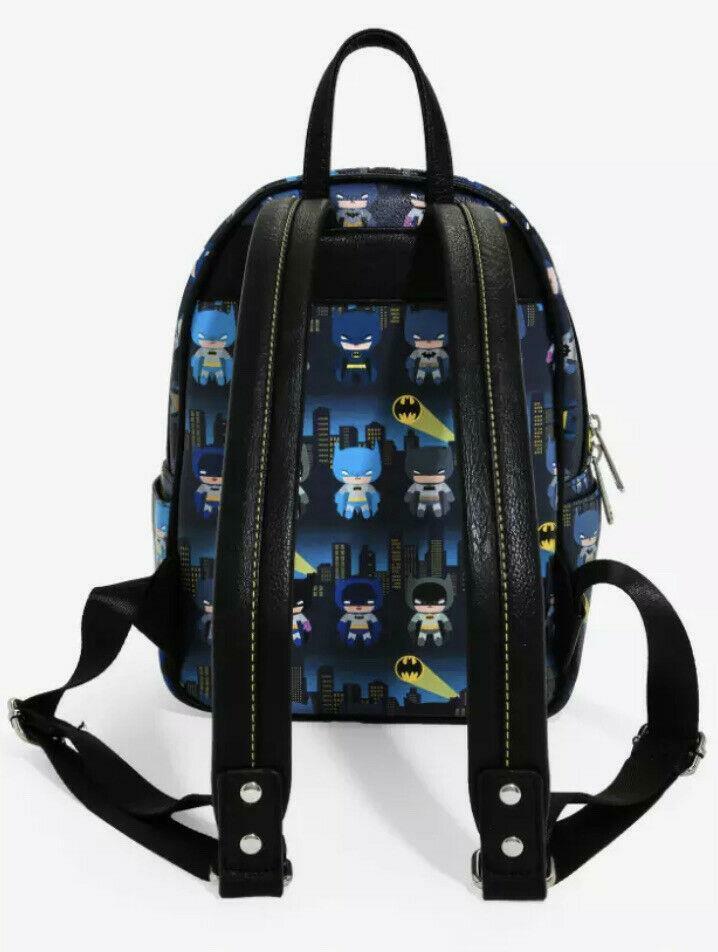 Bags - Loungefly - DC Comics - Batman Gotham City Mini Backpack